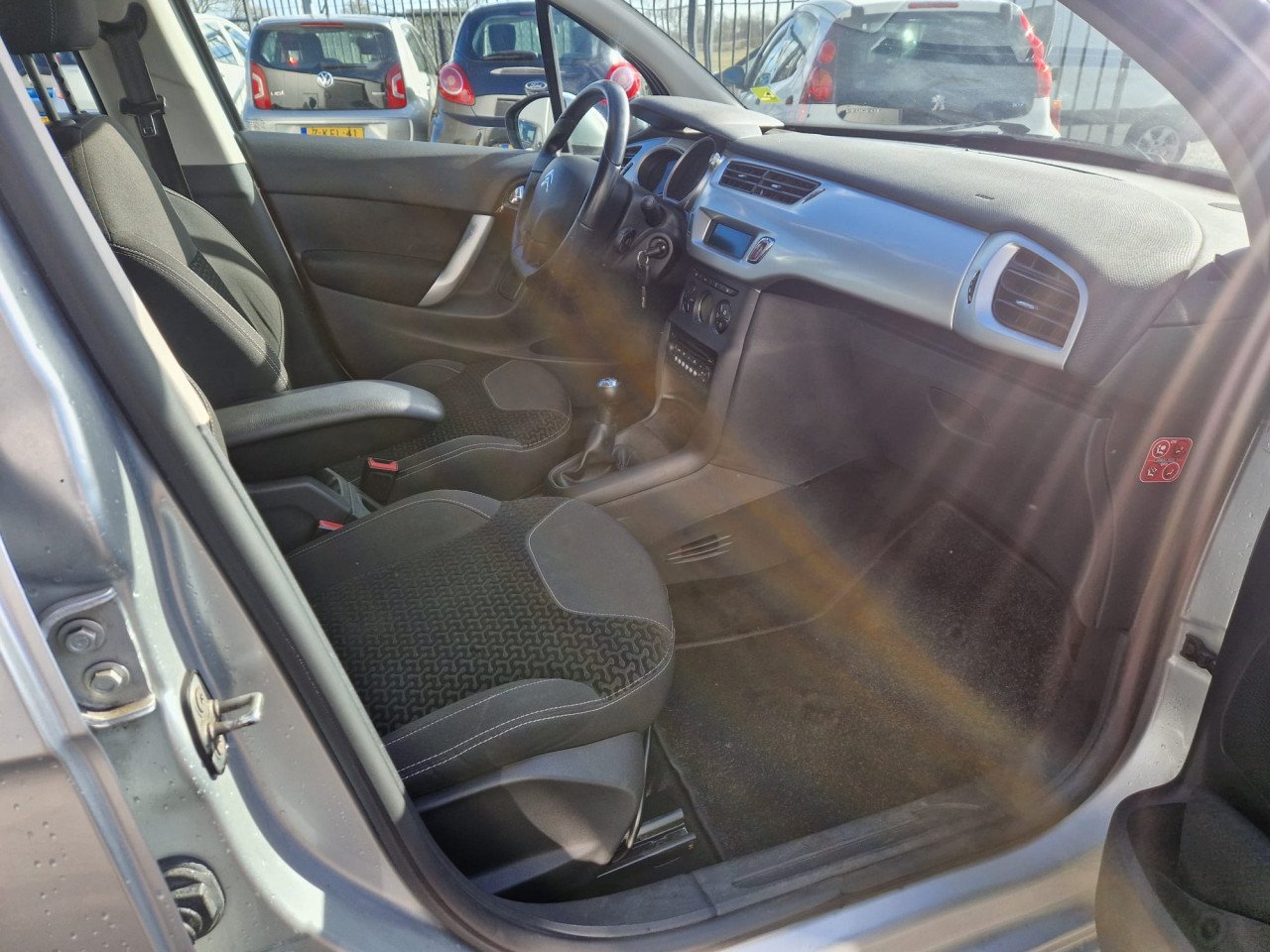 TE KOOP CITROEN C3 1.4 LIGNE BUSINESS EURO 5 6 MAANDEN MOTORISCH  GARANTIE