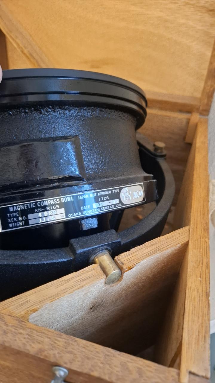 Groot magnetisch kompas uit 1991