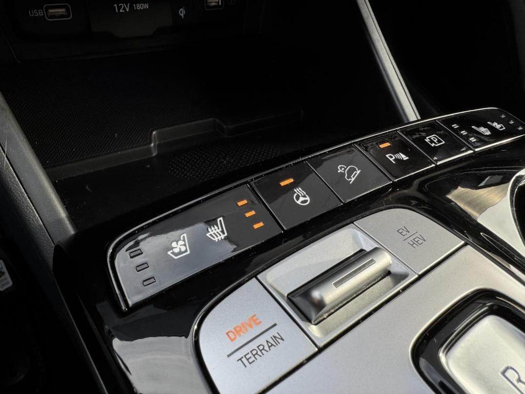 Hyundai Tucson 1.6 t-gdi phev premium 4wd soh 99% nl-auto, 1350kg trekgewic