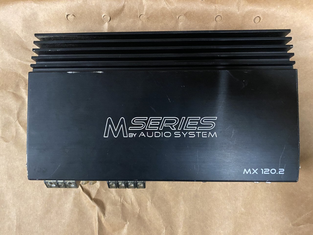 Auto audio systeem (versterker) M Series MX 120.2