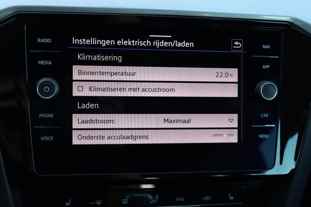 Volkswagen Passat variant 1.4 tsi phev gte business 218pk dsg6 | soh 91,1% 