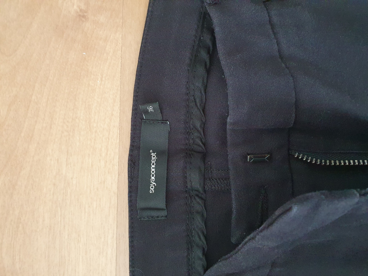 Zwarte broek, soyaconcept, maat 36