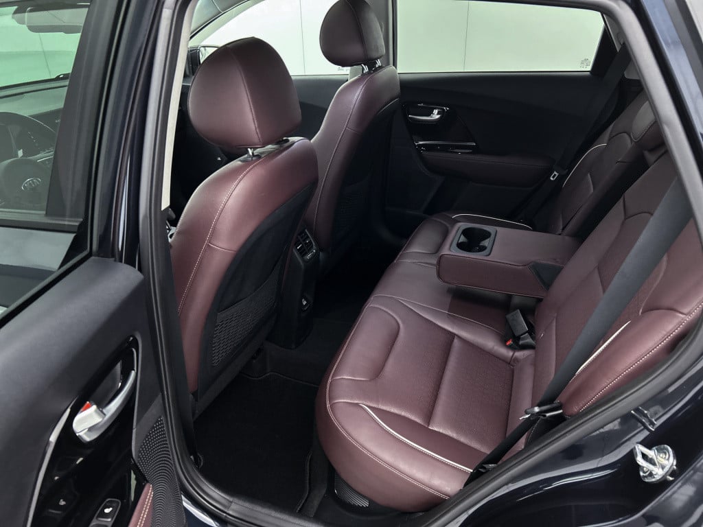 Kia Niro 1.6 gdi hybrid executiveline limited | dodehoekdetector |