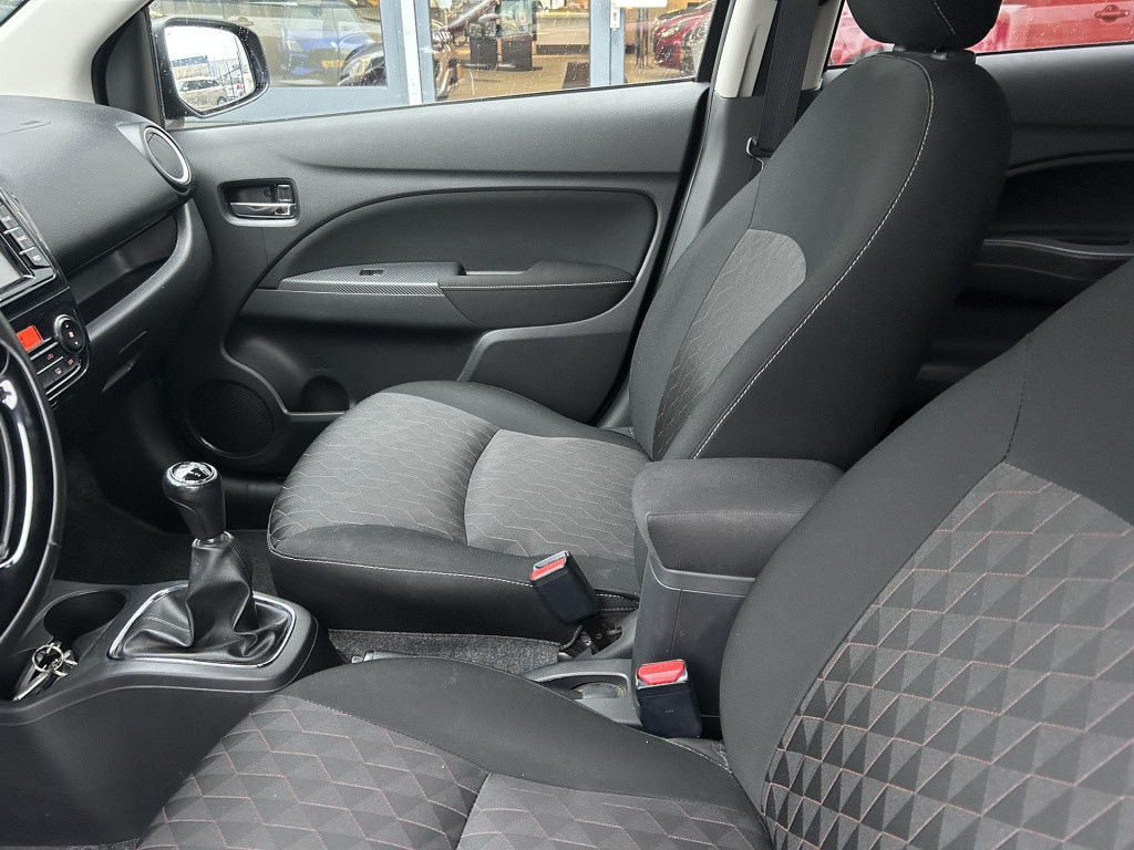 Mitsubishi Space Star 1.2 nova