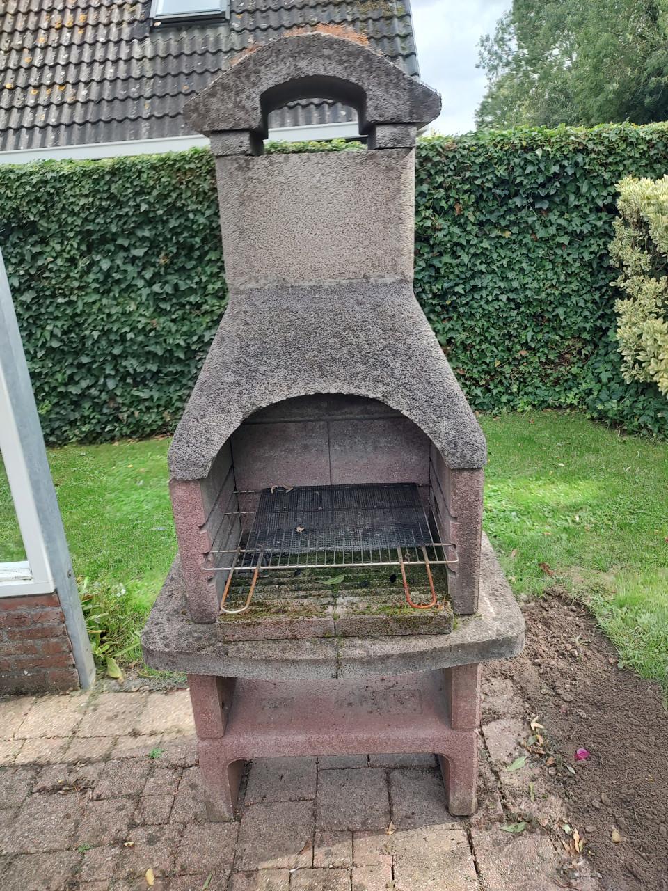 Stenen barbeque