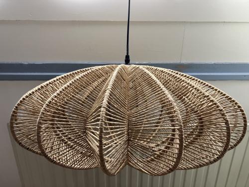 Hanglamp naturel opengewerkt