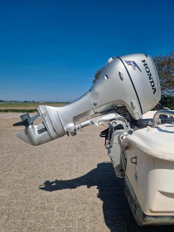 Honda 20 pk langstaart met tilt assist! Knuppel en kabels