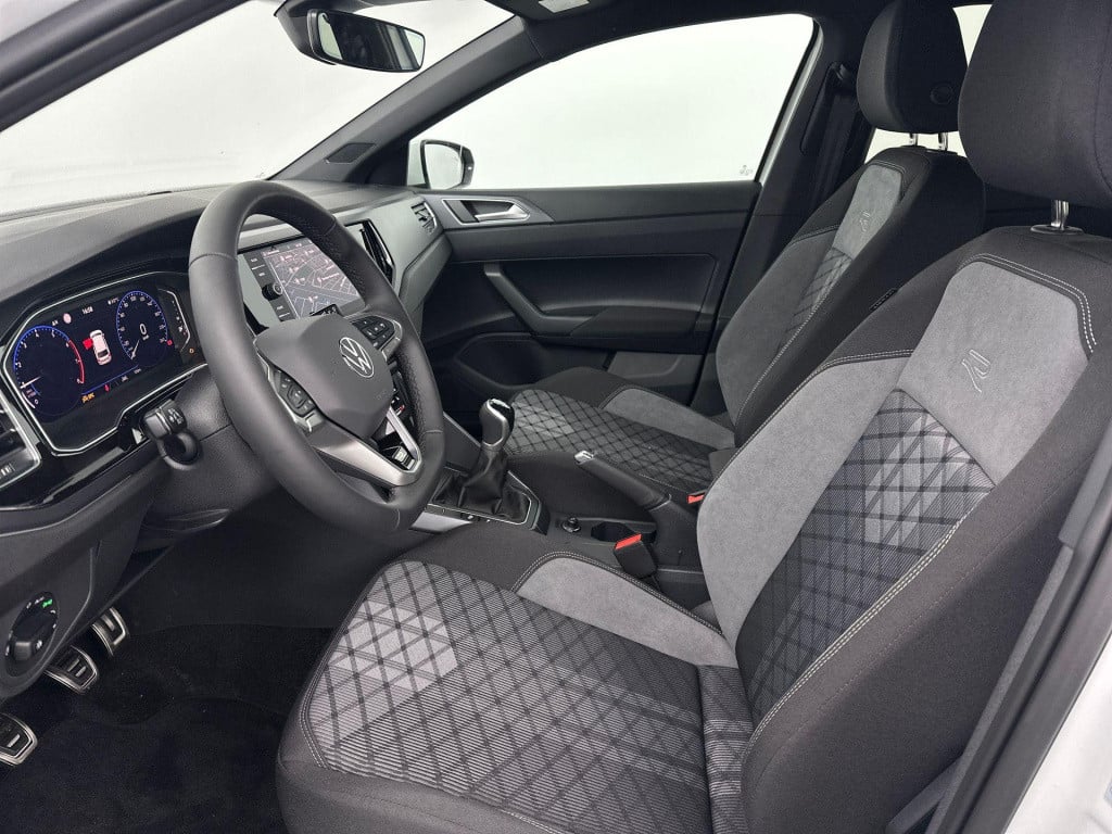 Volkswagen Polo r-line-edition 1.0 70 kw / 95 pk tsi hatchback 5 v