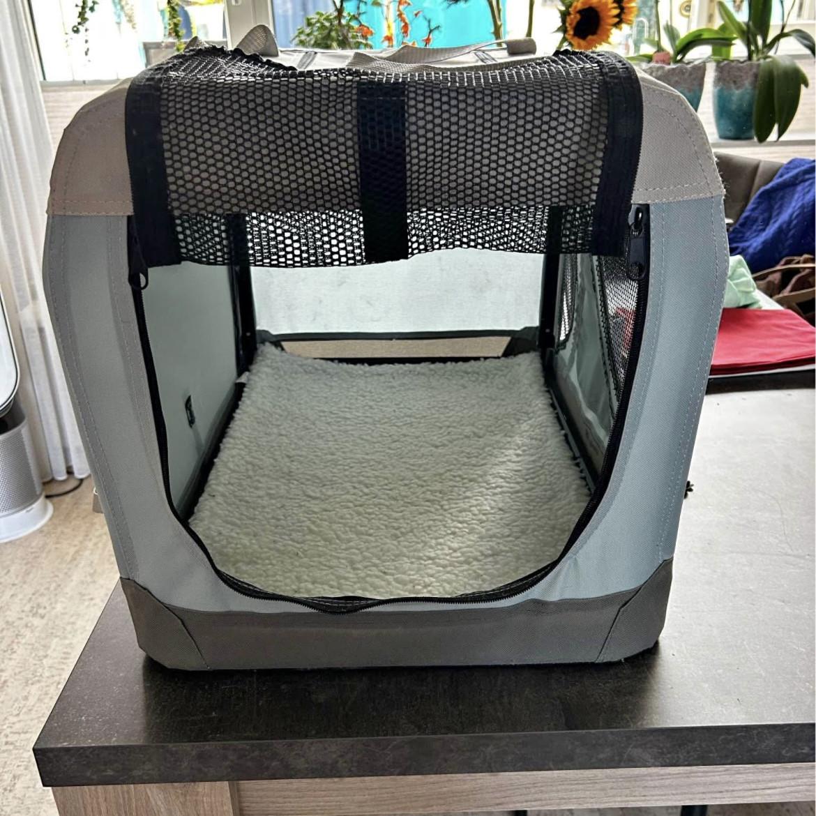 Luxe BEEZTEES Ruime Reisbench of Verblijf met Tas IZGS!!