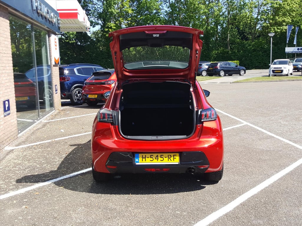 Peugeot 208 1.2 puretech 100pk allure navigatie | 3d-cockpit | afneembare t