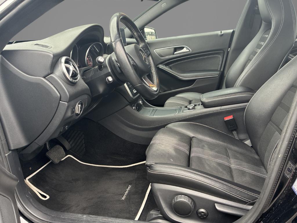 Mercedes-Benz Cla 180 business solution | automaat | navigatie | stoelverwa