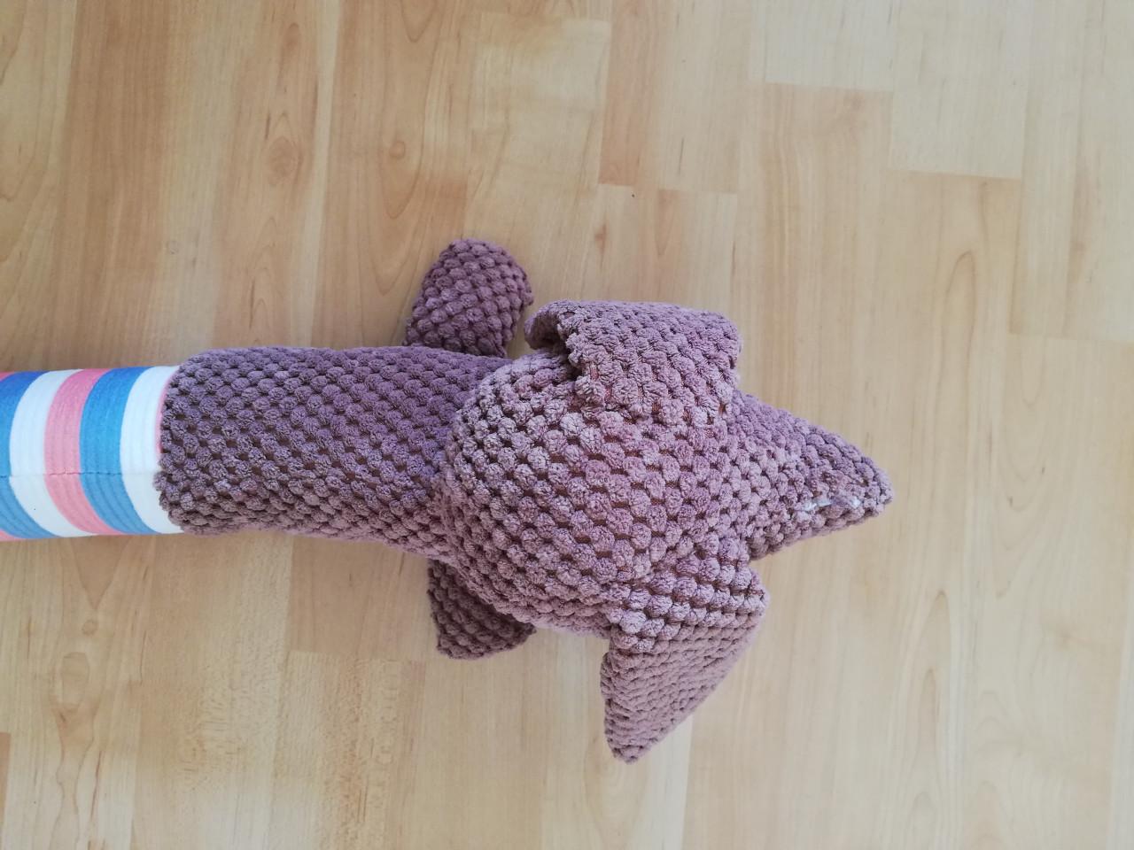 Takkie, teckel, tekkel, deurstopper, tochtstopper, hondenspeelgoed