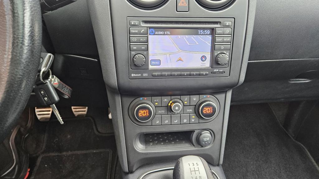 Nissan Qashqai +2 1.6 connect edition