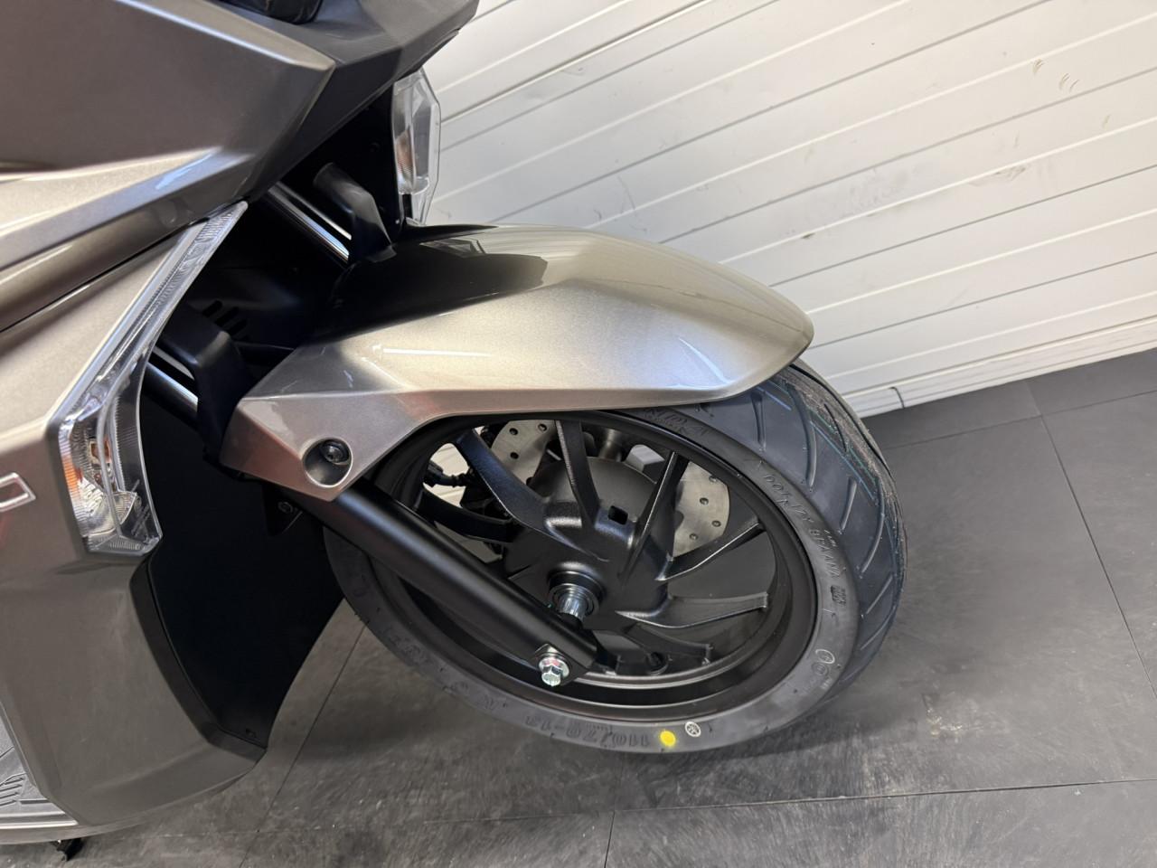 Kymco Skytown de A-merk woon/werk/tour scooter!