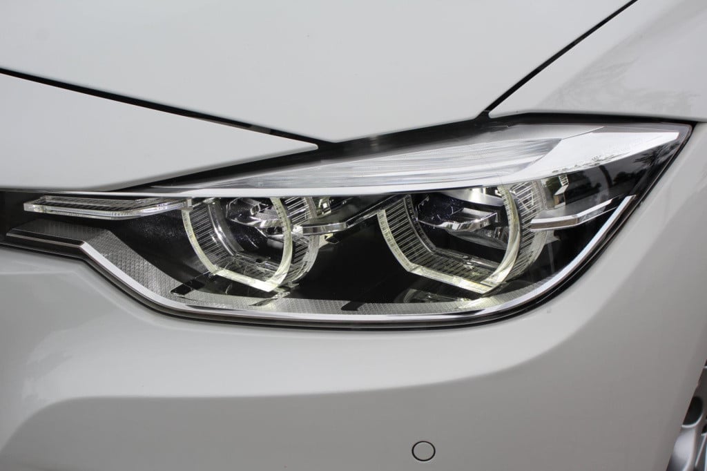 BMW 3-serie touring 318i m sport edition aut. - navi groot - adap led - pdc