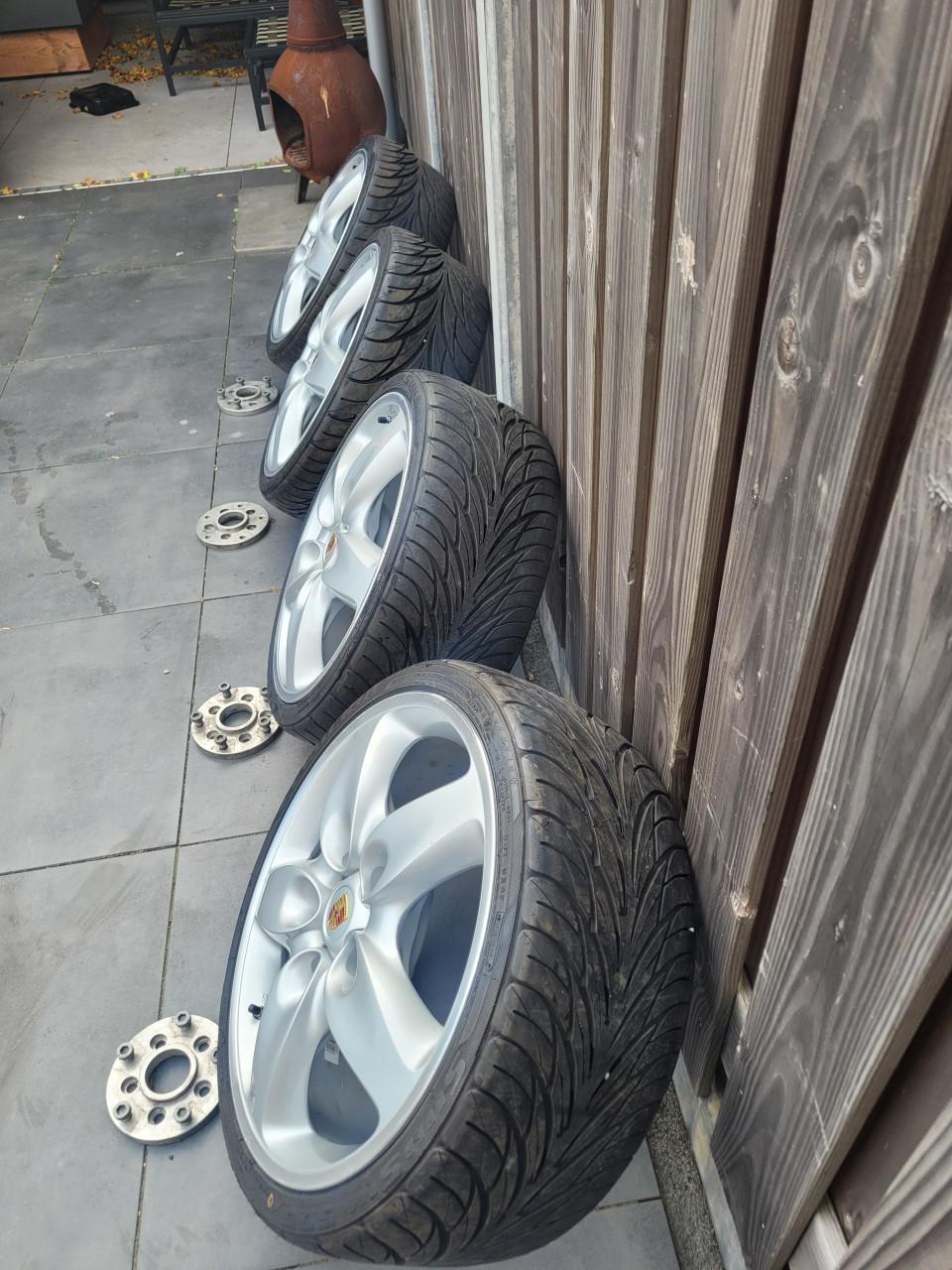 Te koop porsche velgen