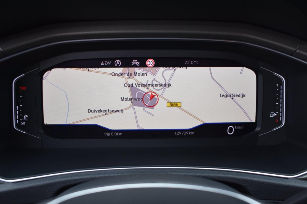 Volkswagen T-roc 1.0 tsi | virtual cockpit | trekhaak | apple carplay | and