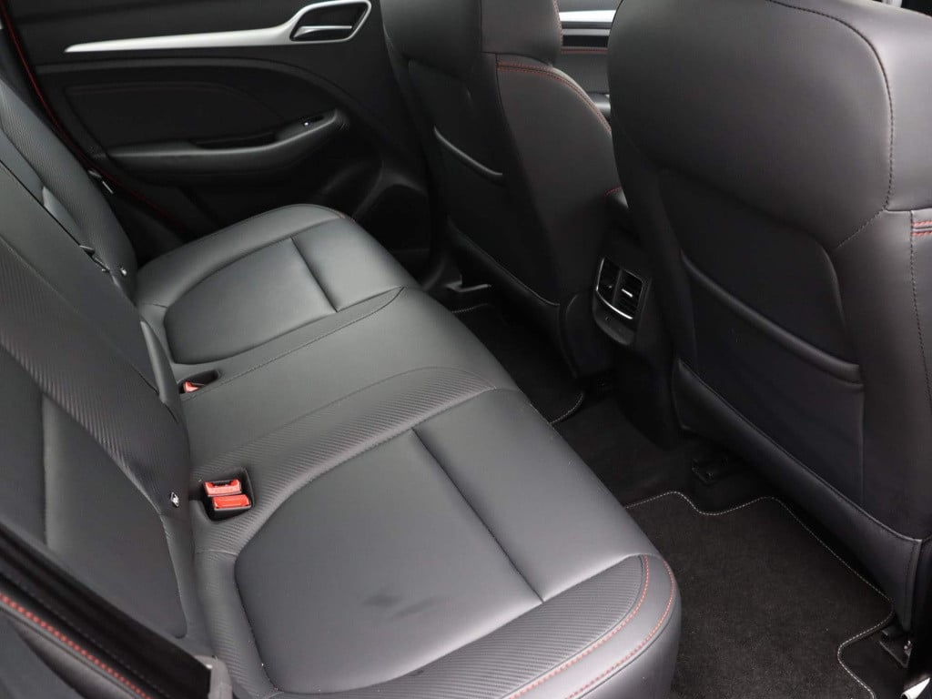 MG Zs-ev standard range luxury 50 kwh | navigatie | led | camera | apple ca