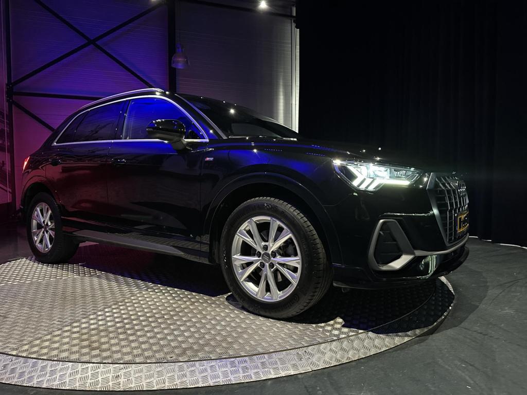 Audi Q3 35 tfsi s line pro line s *navi*appconnect*camera*