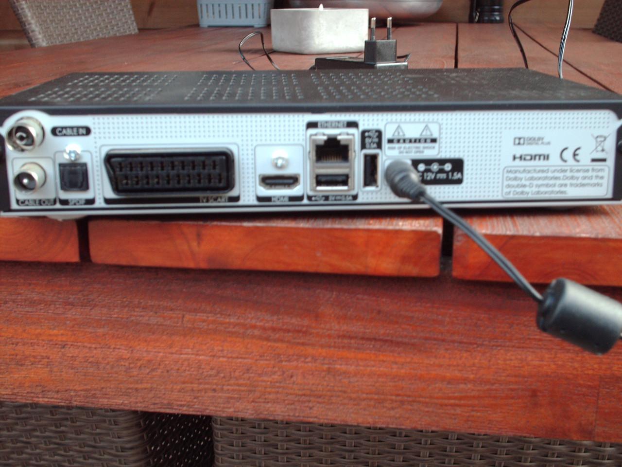 Te koop :Humax decoder."