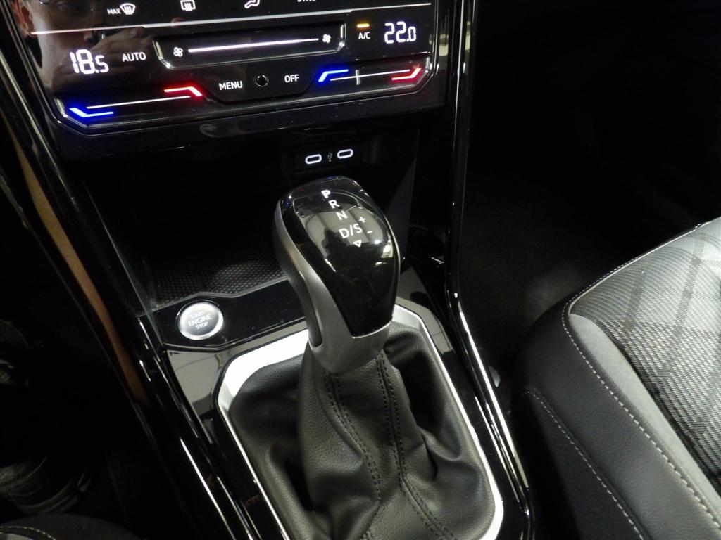 Volkswagen T-roc 1.5 tsi 150pk 7-dsg r-line