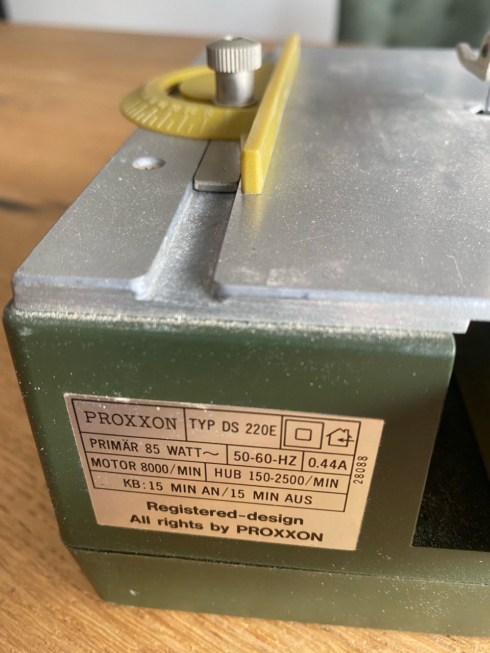Hobby figuur zaagmachine ,proxxon