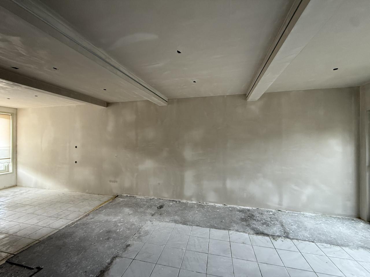 Stukadoorsbedrijf.Tel 0685004348