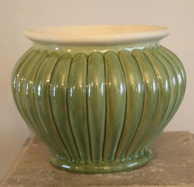 Nieuwe groene bloempot