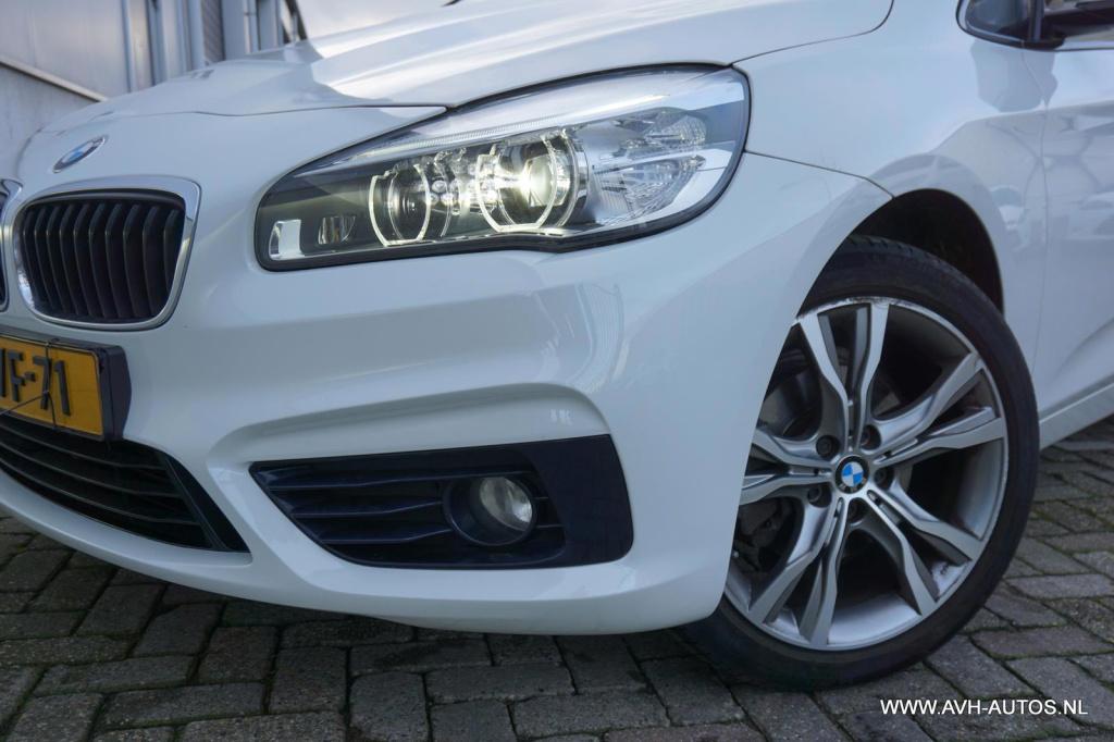 BMW 2-serie active tourer 218d executive
