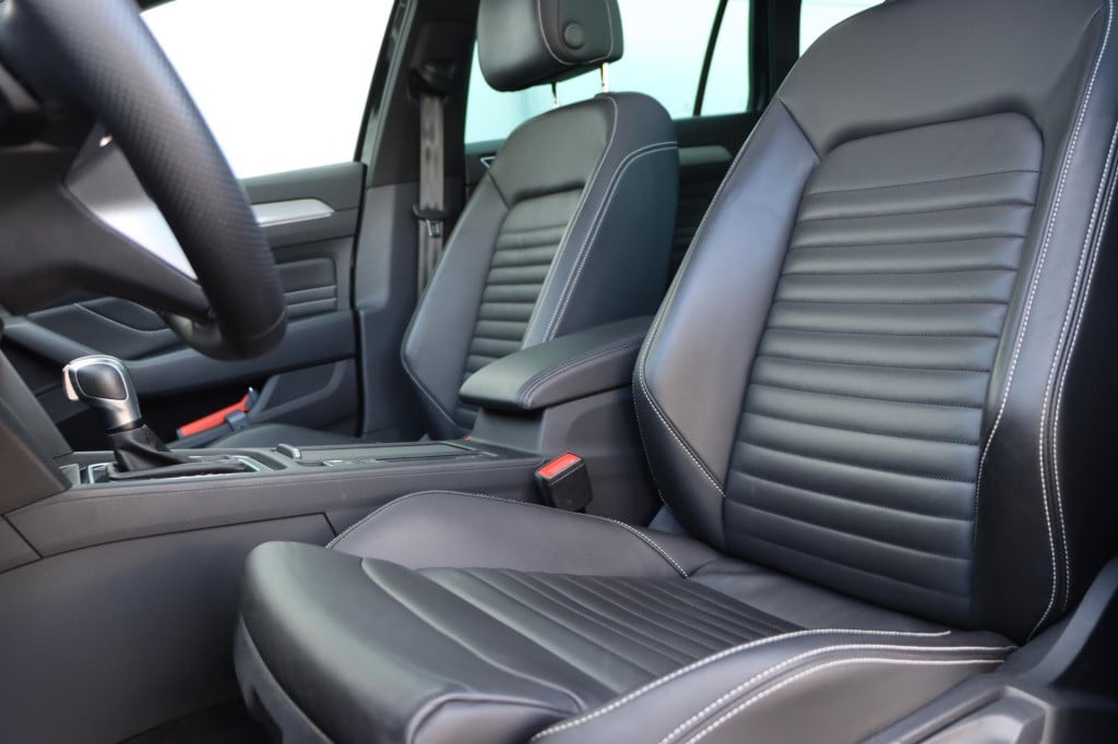 Volkswagen Passat variant 1.4 tsi phev gte business dsg 218pk