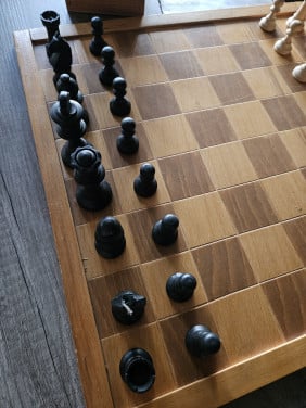 Mooi groot vintage houten schaakspel van het merk staunton/homas...