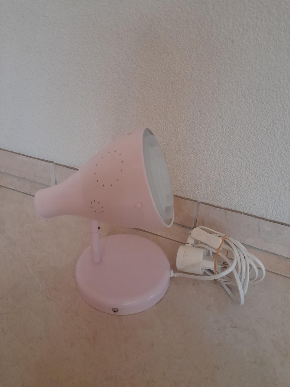 Diverse tafel / bureau lampen (in goede nette staat )  €7,50 per stuk