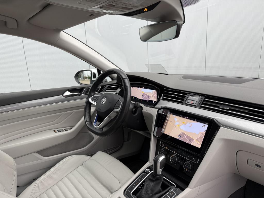 Volkswagen Passat variant 1.4 tsi phev gte 218pk | pano dak | head up | tre