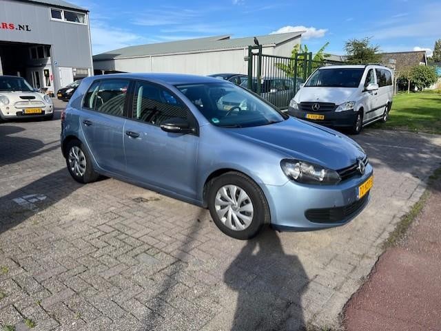 Volkswagen Golf 1.2 tsi trendline bluemotion