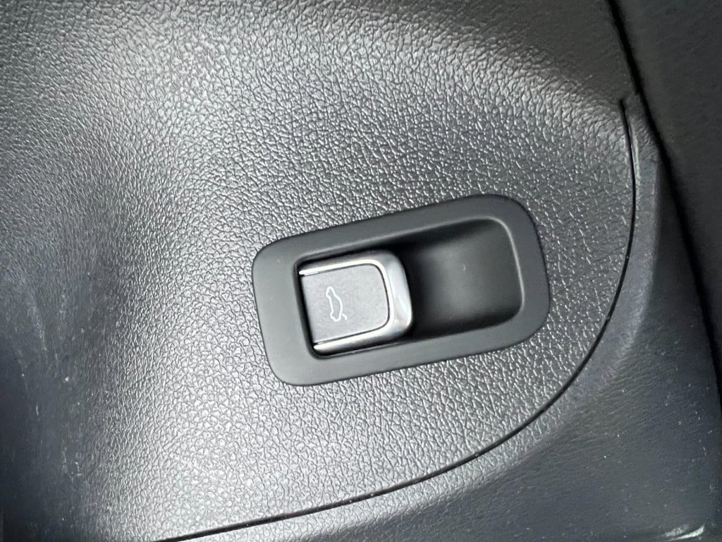 Audi Q5 2.0 tfsi quattro s edition, panoramadak, trekhaak enz...
