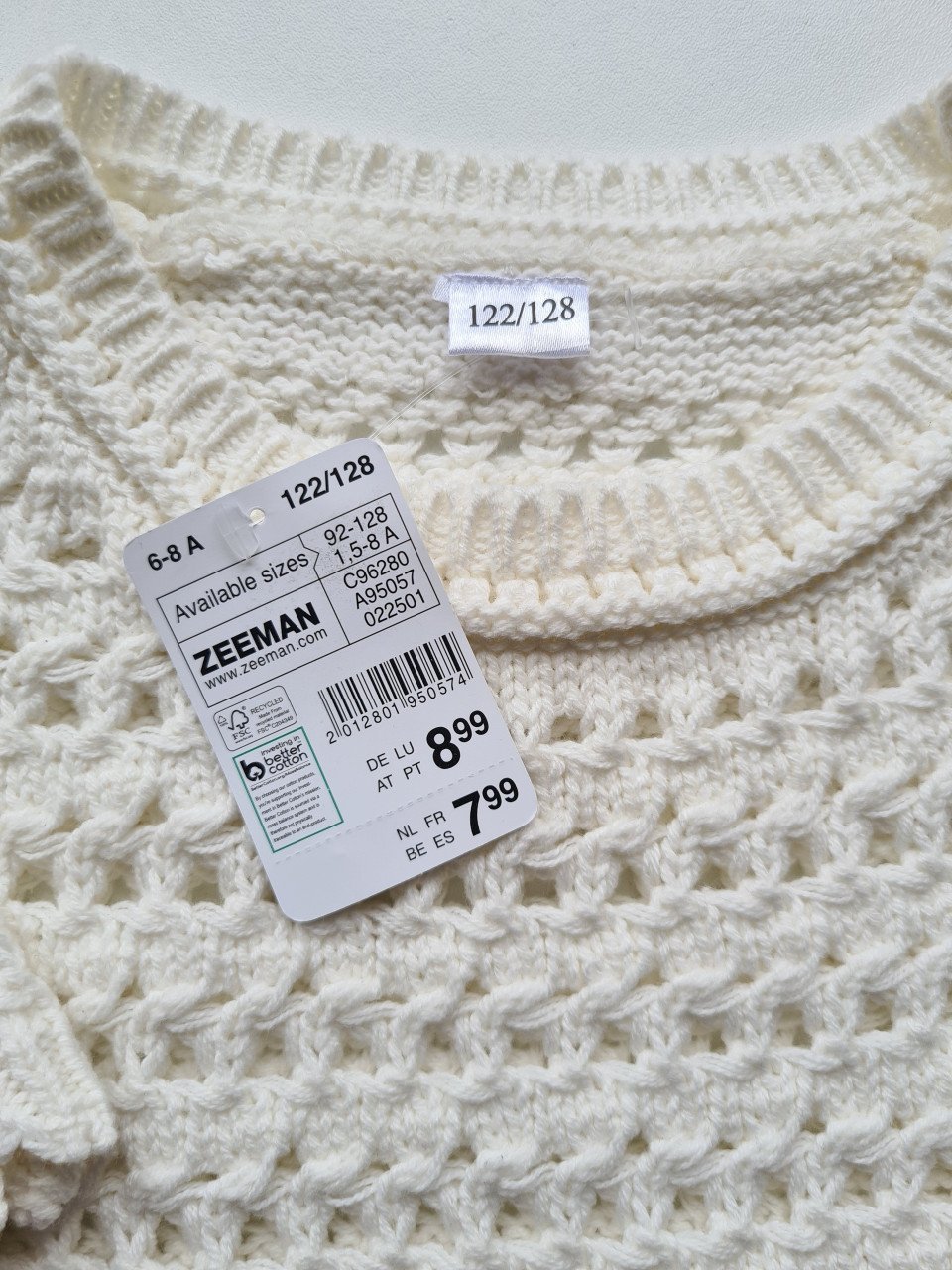 Nieuwe wit ecru gehaakt, gebreide truitje van Zeeman  Maat 122-128