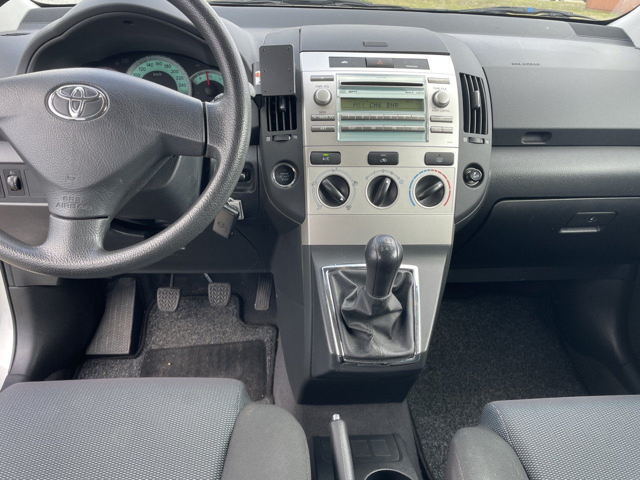 Toyota corolla verso 1.6 vti 134000km