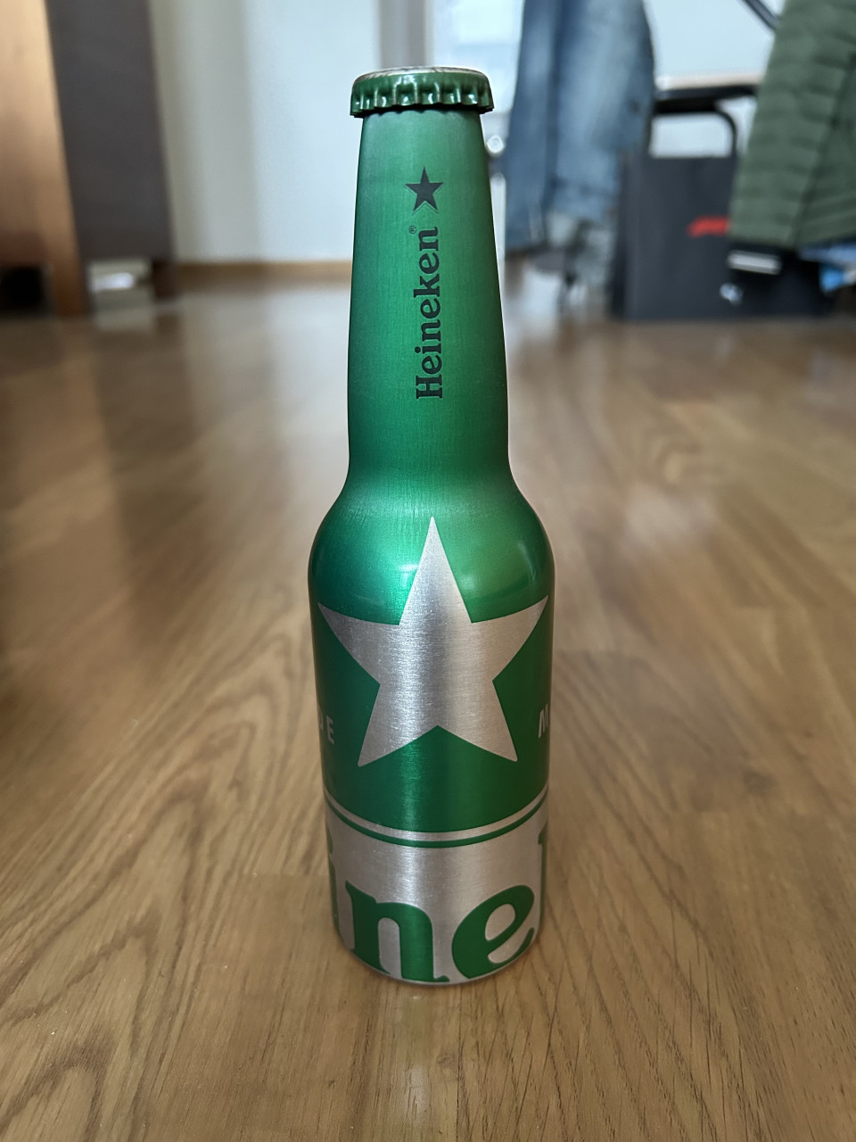 Aluminium flesje Heineken (met inhoud 33 cl)
