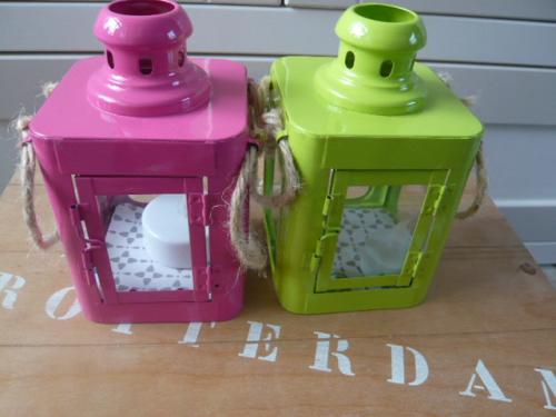 2 NIEUWE METALEN LANTAARNS 17 CM HOOG