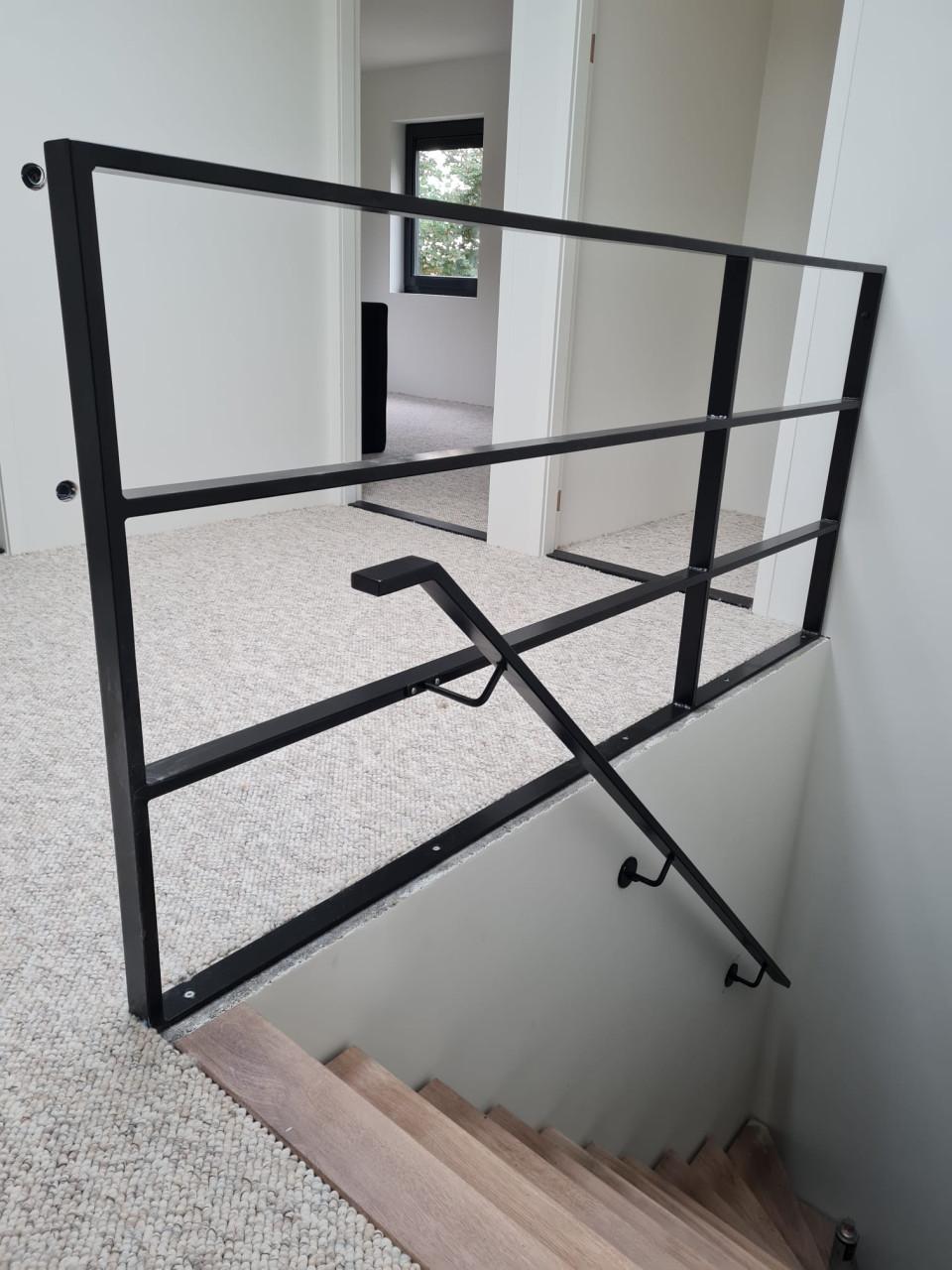 Stalen balustrades op maat – stijlvol, veilig en volledig naar wens