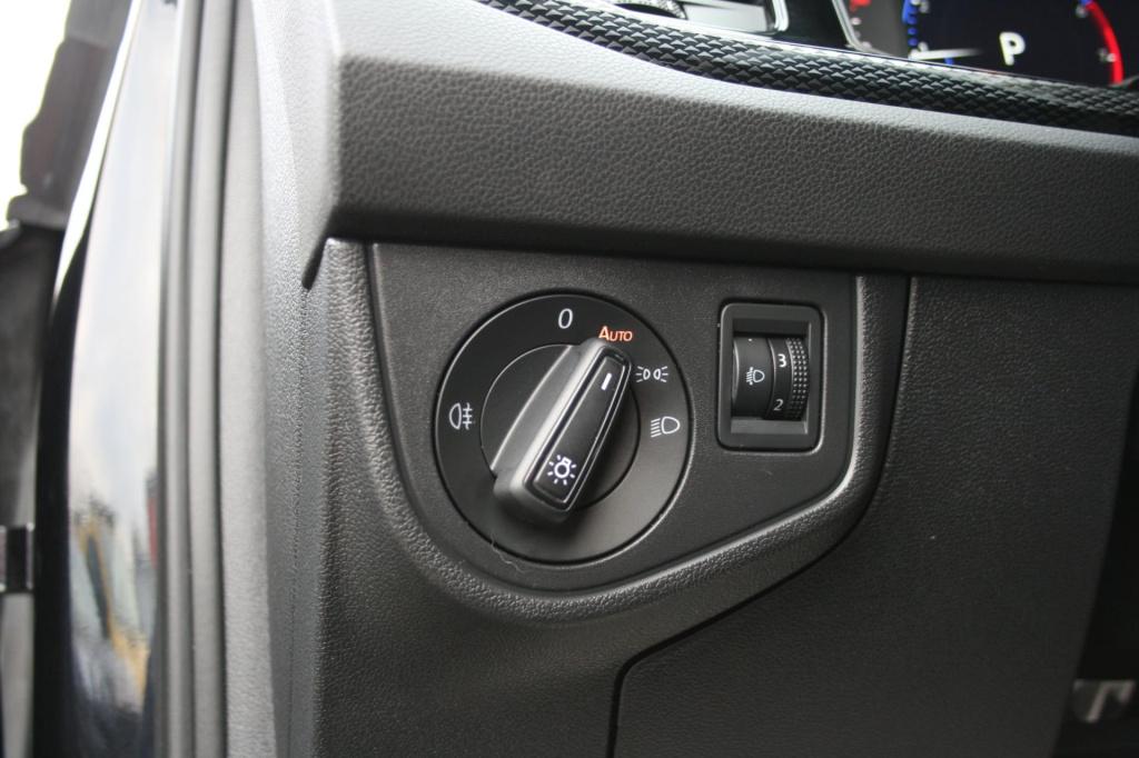 Volkswagen Polo 1.0 tsi life business