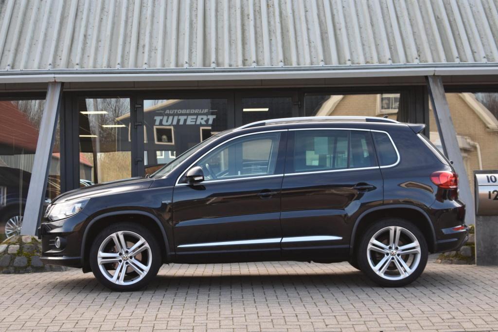 Volkswagen Tiguan 1.4 tsi r-line lm | trekhaak | xenon | led | stoelverwarm