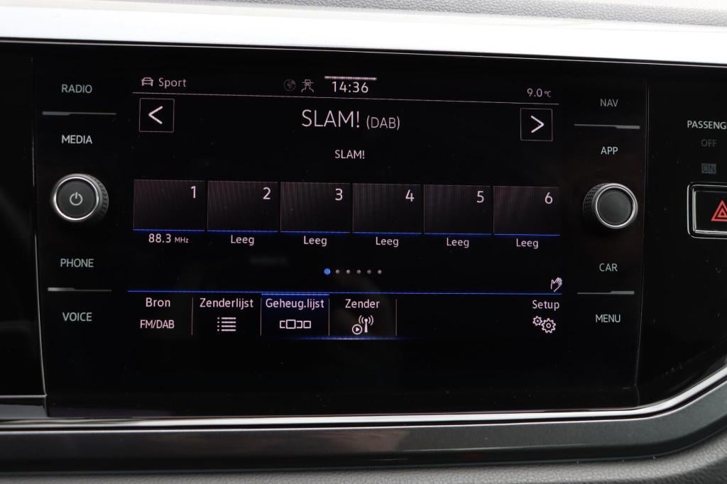 Volkswagen Polo 1.0 tsi highline r-line | stoelverwarming | adaptive