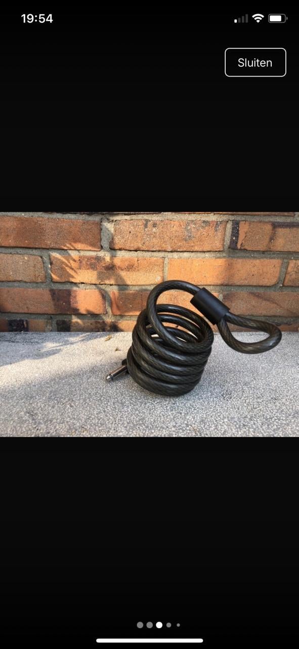 AXA insteek kabel