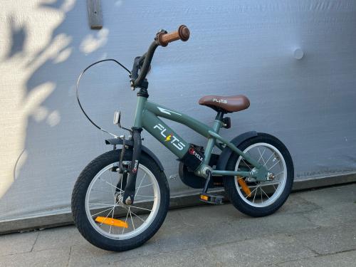 Jongens fiets