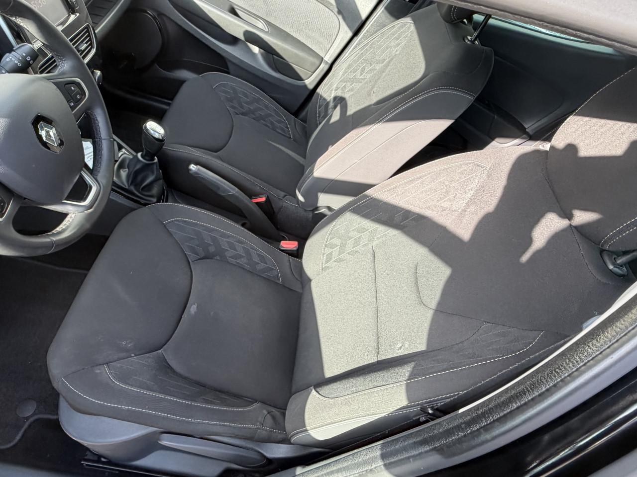 Renault Clio 1.2i Limited Bouwjaar 2018 NAP ! ! !