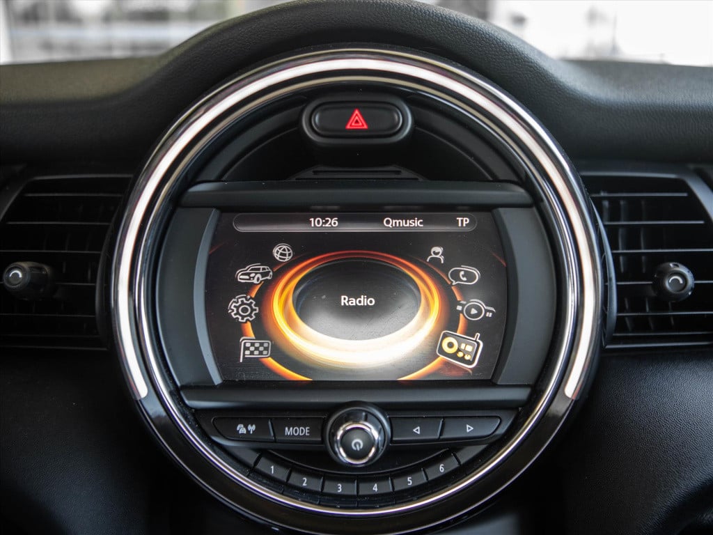 Mini One mini 1.2 102pk business | navigatie | bluetooth | park. sensoren |