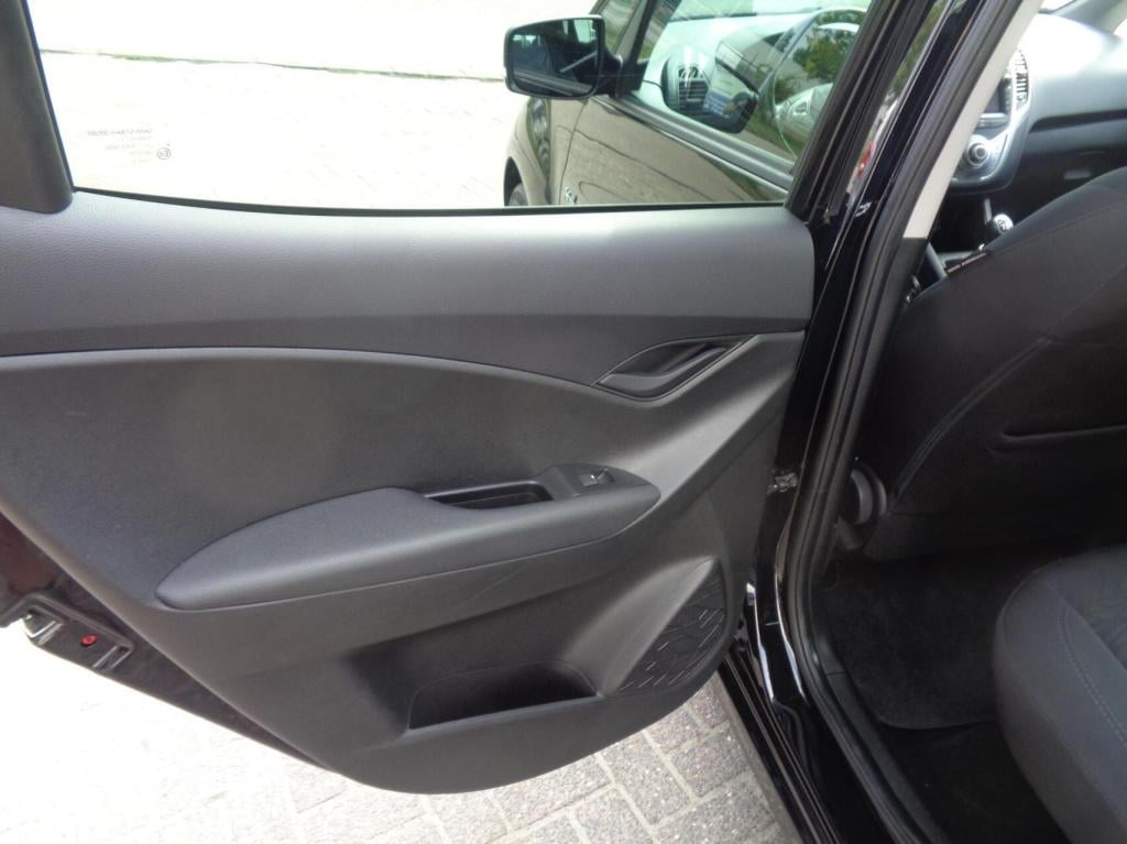 Hyundai Ix20 1.4i i-drive/airco/lm velgen/pdc/camera/trekhaak/hoge zit/nap