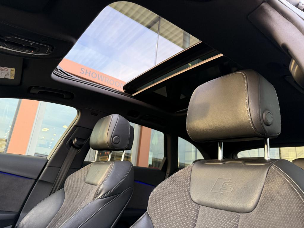 Audi A4 avant 2.0 tfsi s-line | pano | acc | 360 camera | sfeerverlichting 