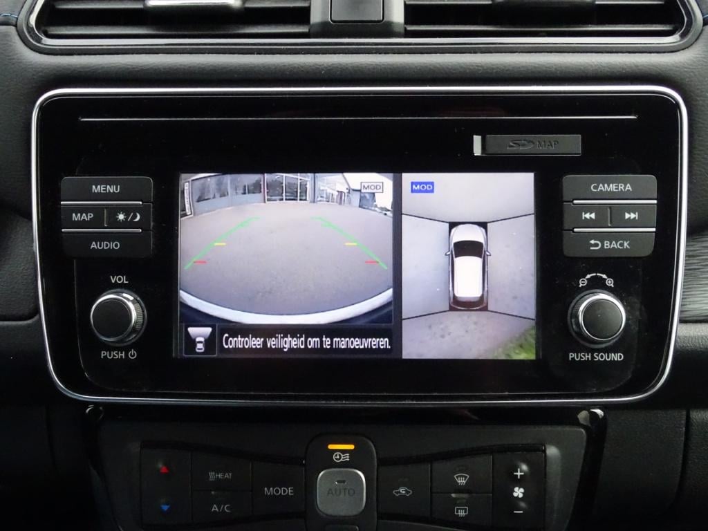 Nissan Leaf n-connecta 40 kwh | incl. btw | 360 camera